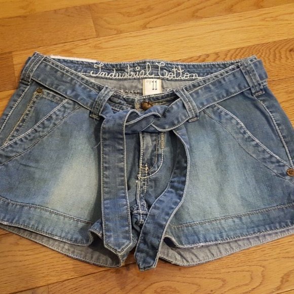INDUSTRIAL COTTON Pants - INDUSTRIAL COTTON shorts sz 11 EUC